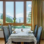Inntaler Hof Otel Mösern
