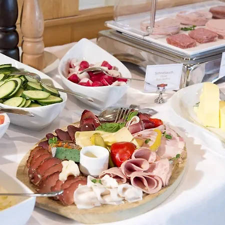 Отель Inntaler Hof Мёзерн