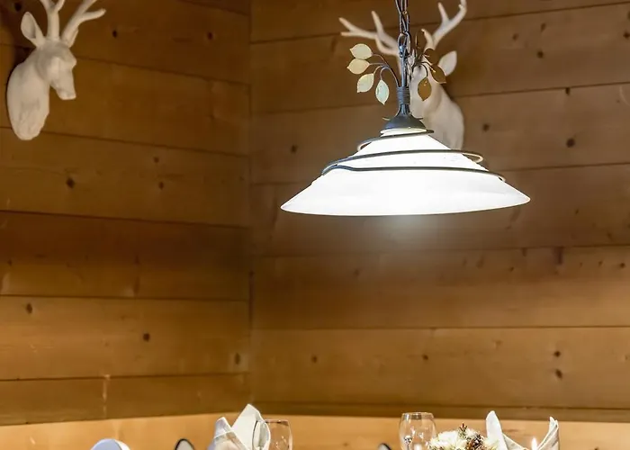 Inntaler Hof Отель Мёзерн