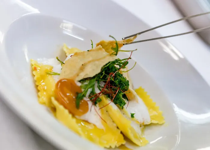 Отель Inntaler Hof 4*