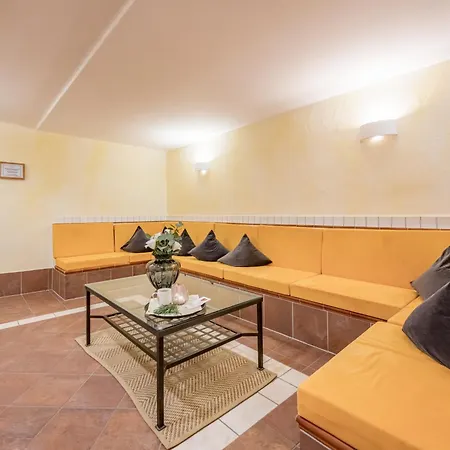 Inntaler Hof Szálloda 4*